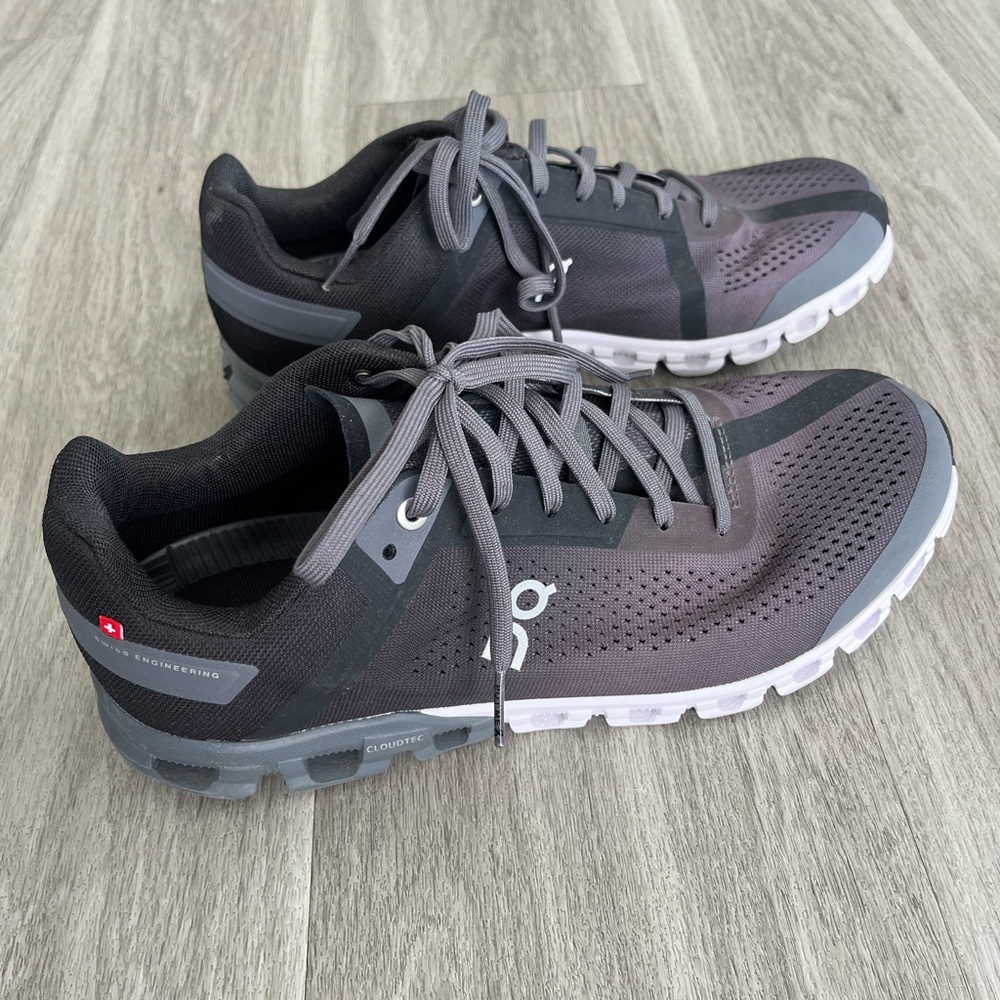 On Running Men's Black and Dark Gray Asphalt Sneakers